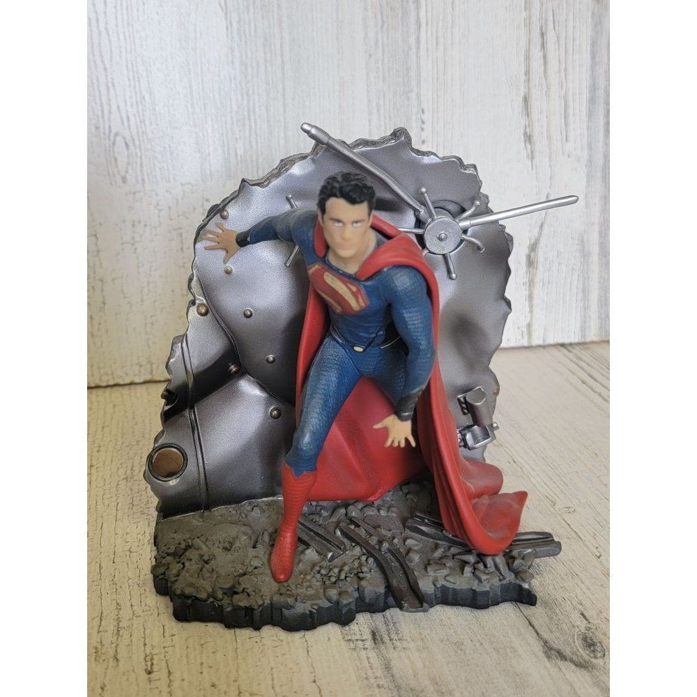 Superman DC Comic Man‎ Steel bank vault figure collectible